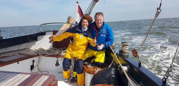 Trainings: Segeltraining im IJsselmeer auf einem Plattbodenschiff